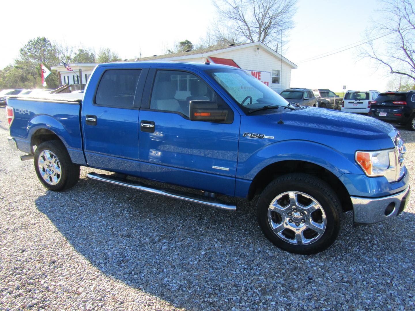 2013 Blue Ford F-150 XLT SuperCrew 6.5-ft. Bed 4WD (1FTFW1ET3DF) with an 3.5L V6 TURBO engine, Automatic transmission, located at 15016 S Hwy 231, Midland City, AL, 36350, (334) 983-3001, 31.306210, -85.495277 - Photo#0